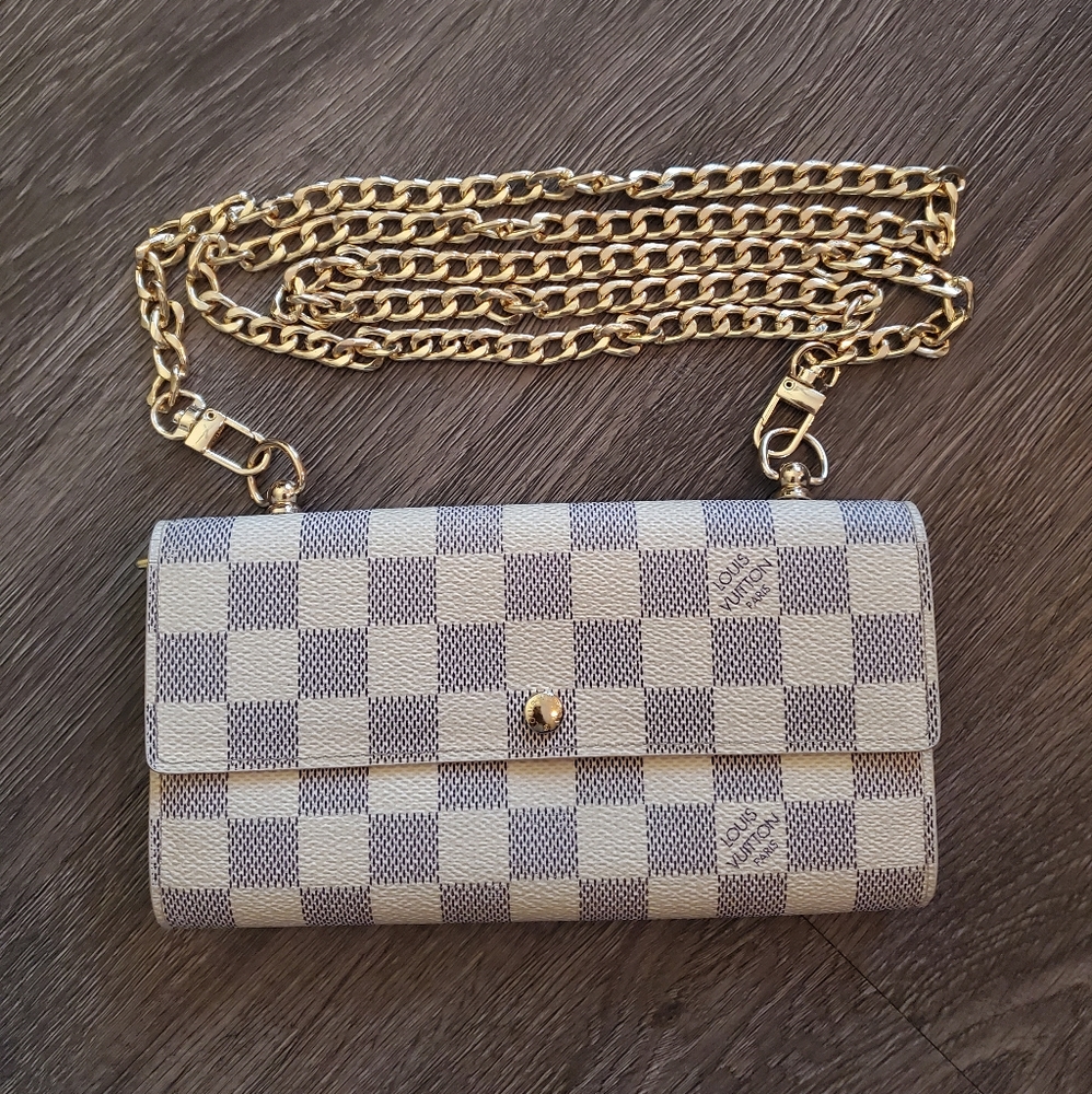 Louis Vuitton Daimier Azur Sarah Wallet on Chain